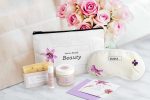 Cosmetic Bag Bath and Body Gift Set, Travel Toiletry Bag Kit, Appreciation Gift For Sale